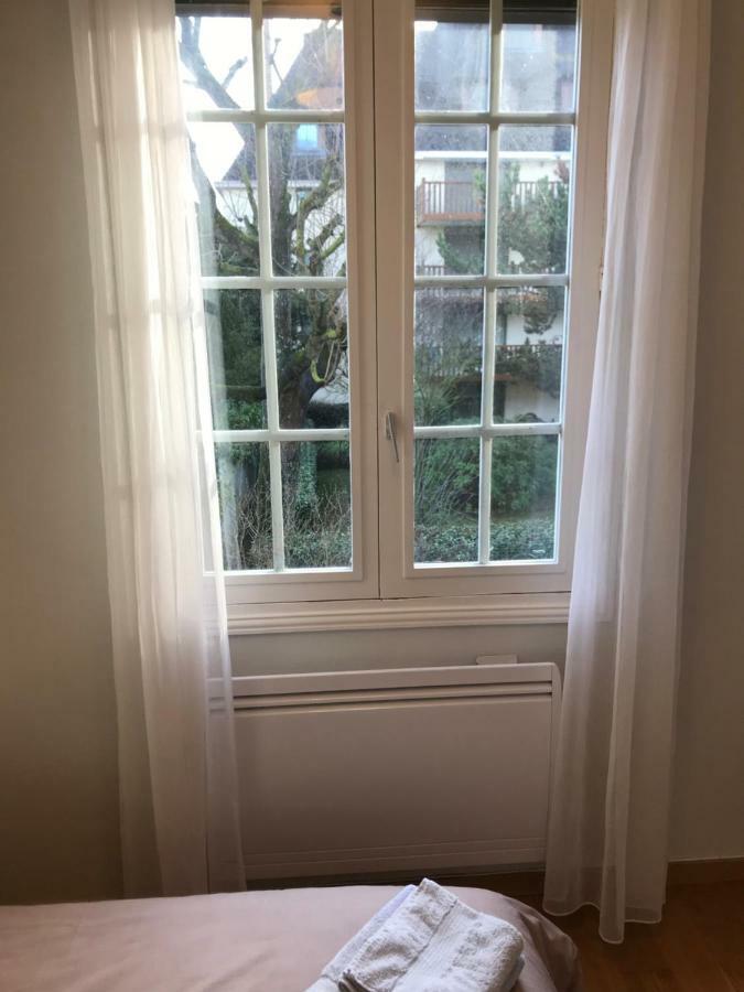 Le Royal Apartment Deauville Bagian luar foto